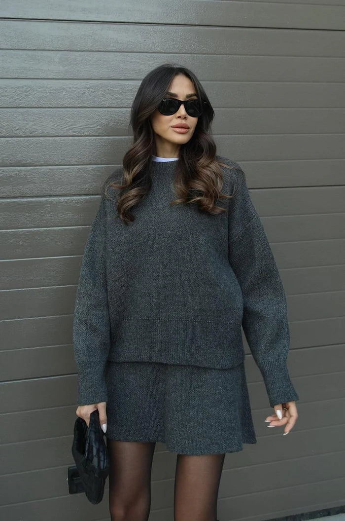 Beata | Komplet Dzianinowy – Sweter + Spódnica